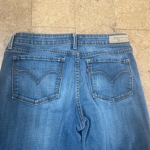 Levi’s slight curve classic boot cut 28/8 denim jeans pants